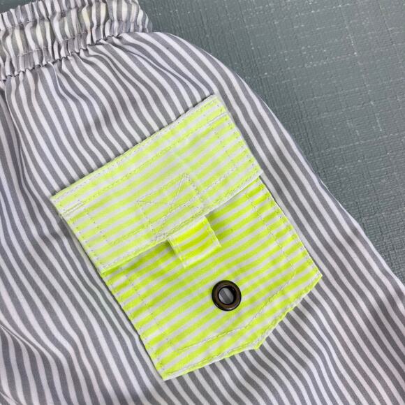 Sunuva Boys Gray & White Striped Swim Trunks 5-6 - Picture 6 of 7